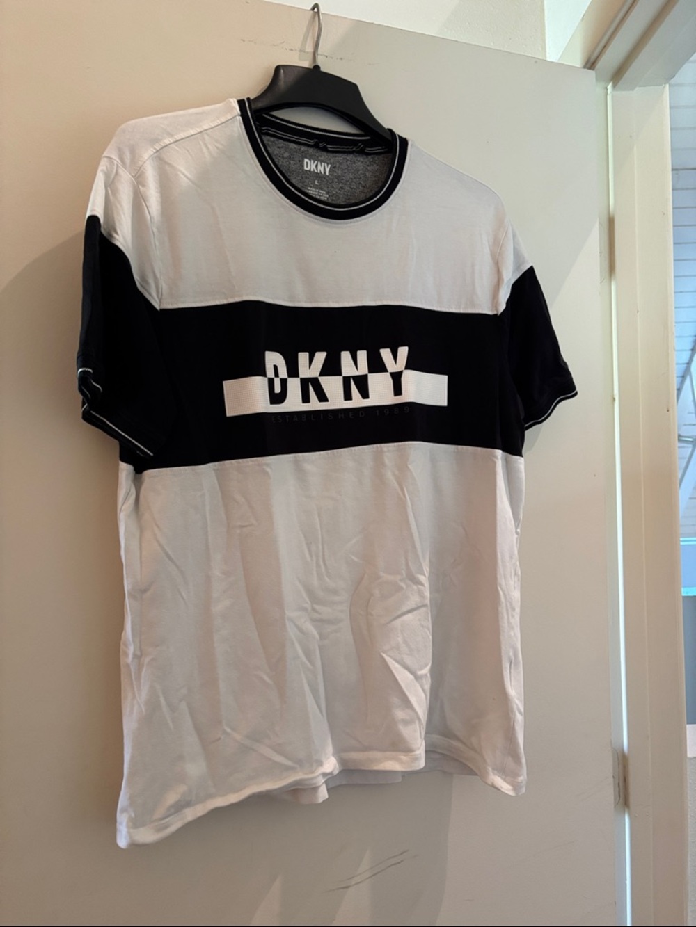 Dkny Black and White Block Logo Short Sleeve Tee